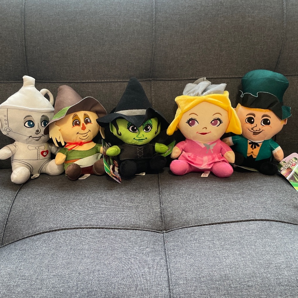 NWT Wicked Plush Set